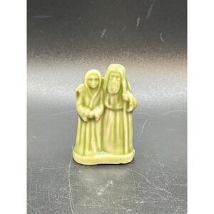 Vtg Wade Whimsies Noah's Ark Couple Red Rose Tea Green England Noah Wife Trinket